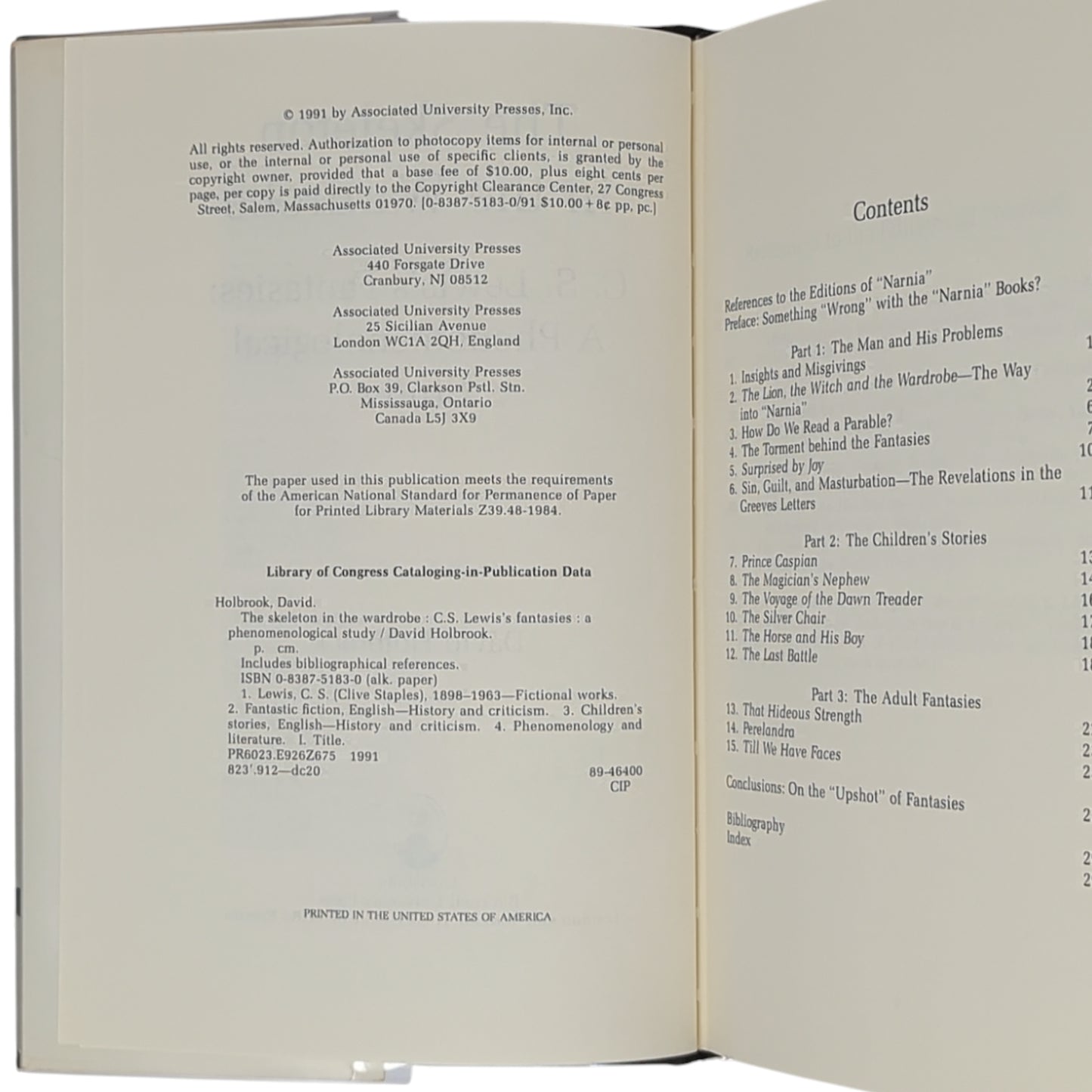 The Skeleton in the Wardrobe - C. S. Lewis's Fantasies: A Phenomenological Study