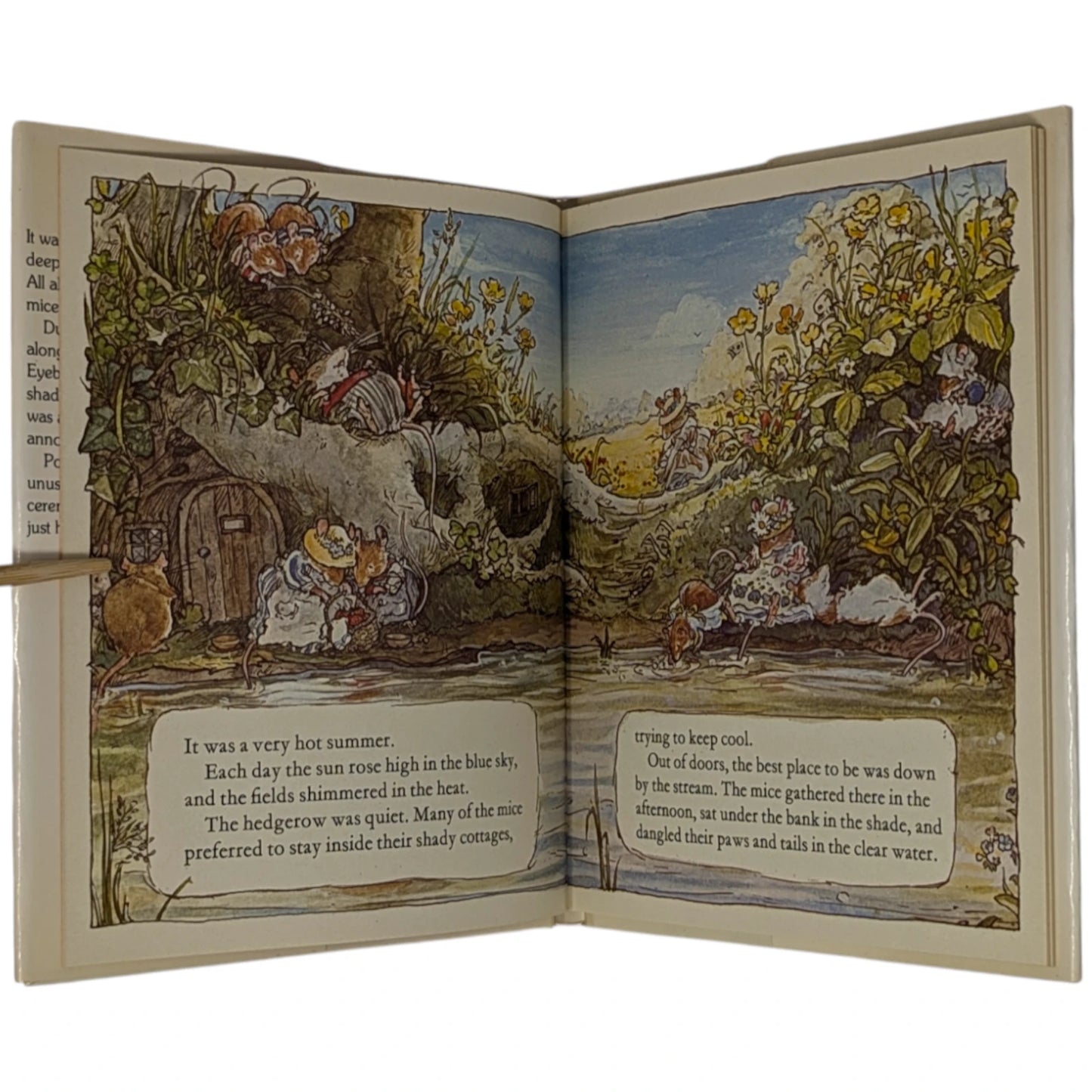 The Four Brambly Hedge Seasons