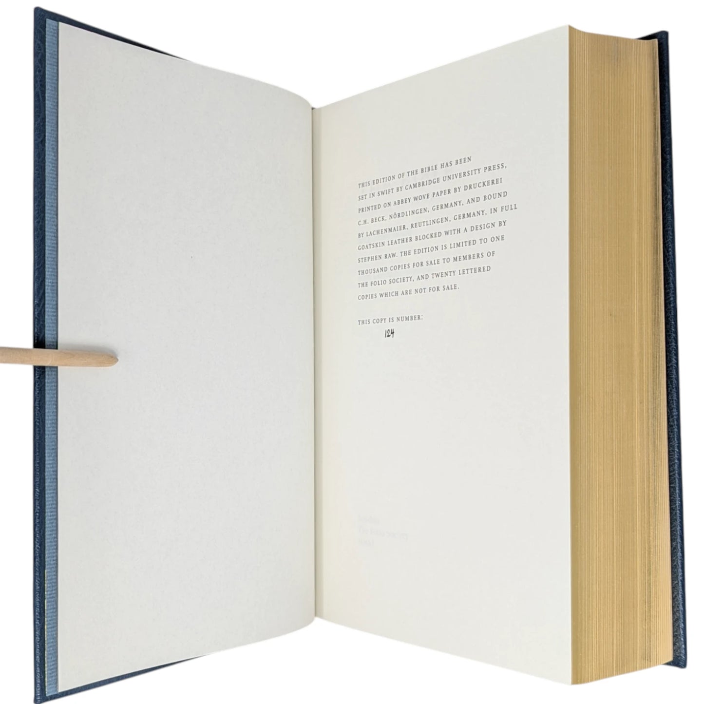 The Bible, with the Apocrypha, King James Version