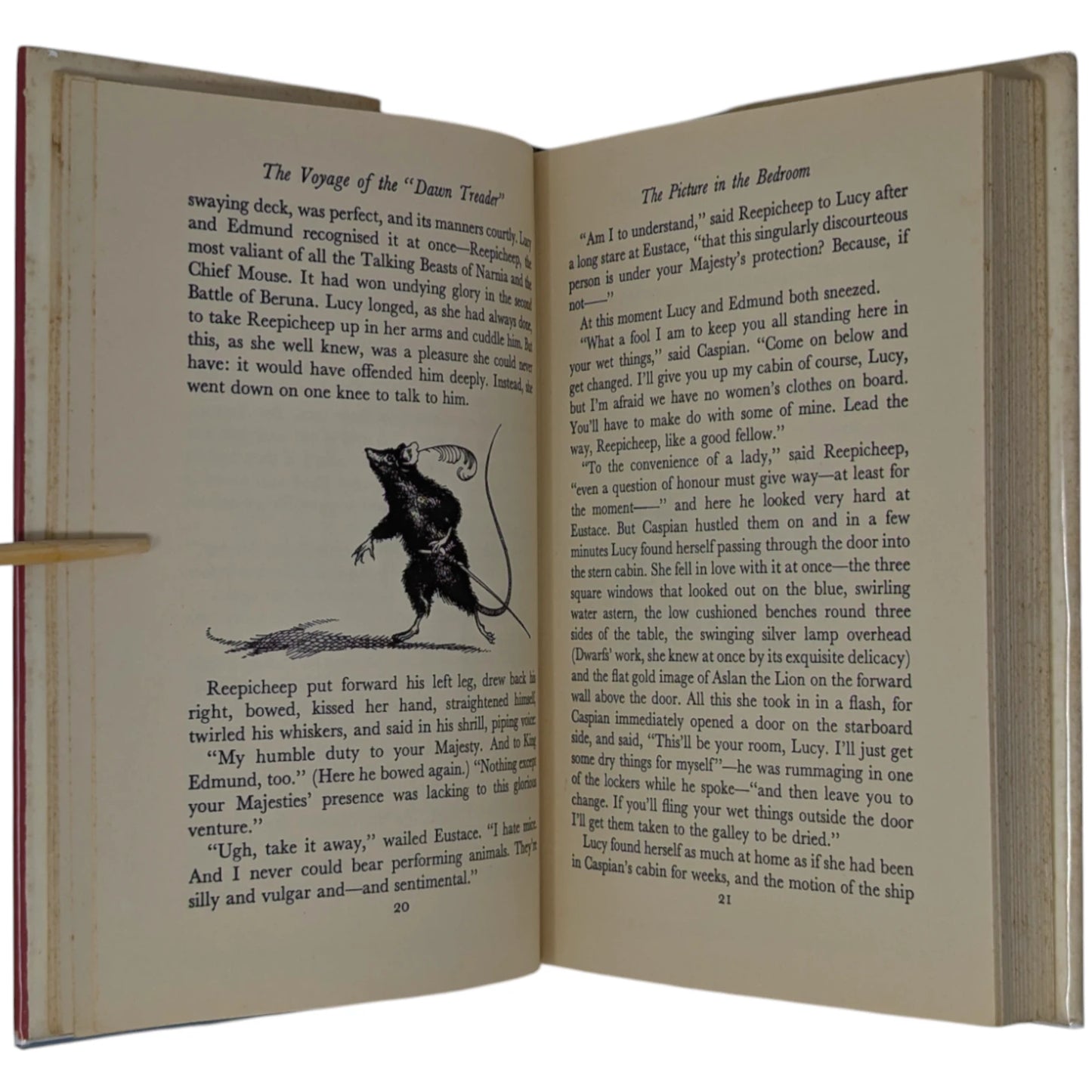 The Voyage of the Dawn Treader (The Chronicles of Narnia)