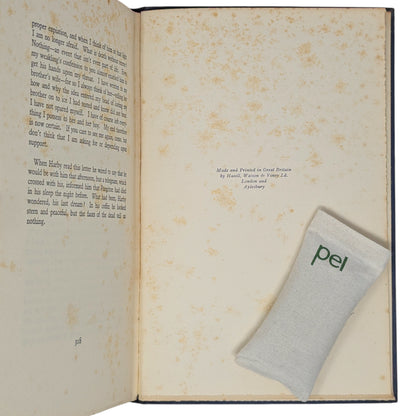 The Ghost Book: Sixteen New Stories of the Uncanny