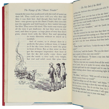 The Voyage of the Dawn Treader (The Chronicles of Narnia)